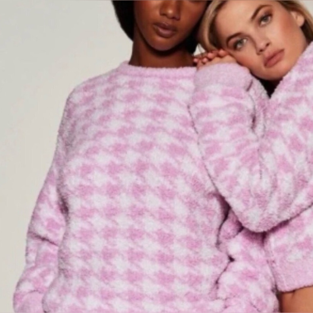 SKIMS Pink and White Crew Neck Sweater. Cozy and soft.